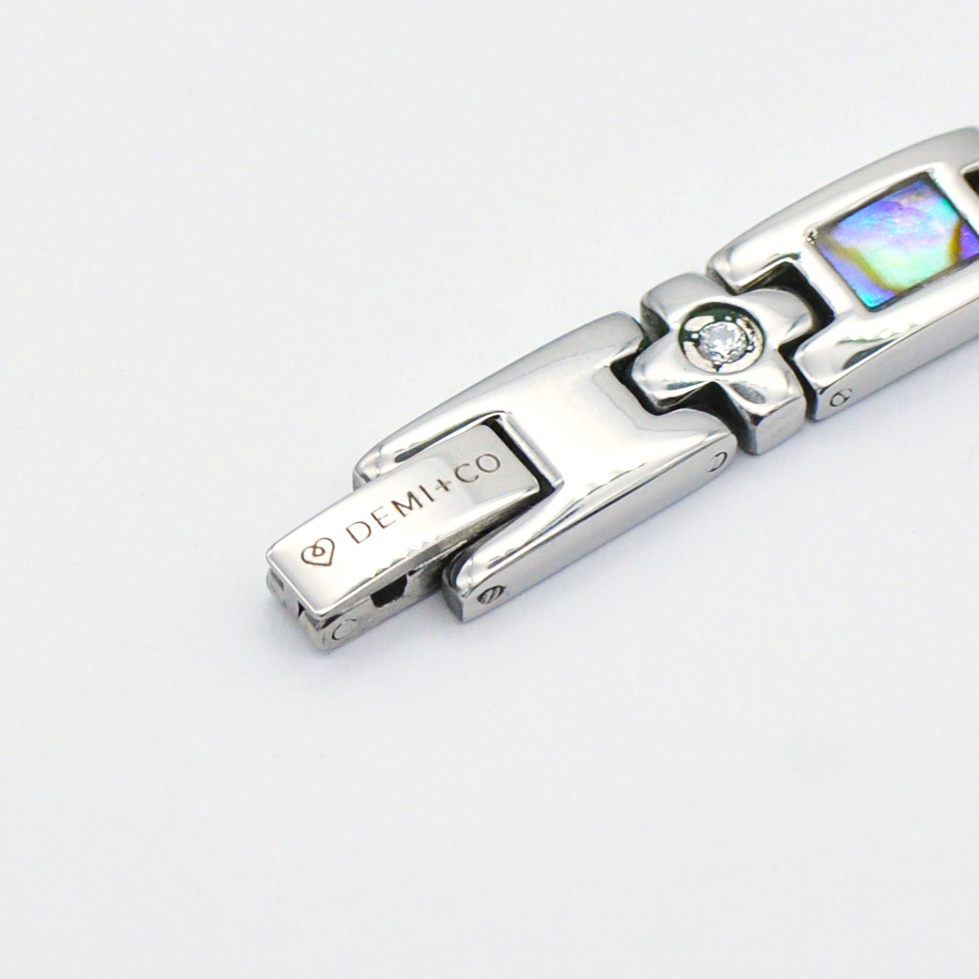 Fancy Magnetic Bracelets for Women Latest for Couple Gifts for Lovers   bracelet for girls lover
