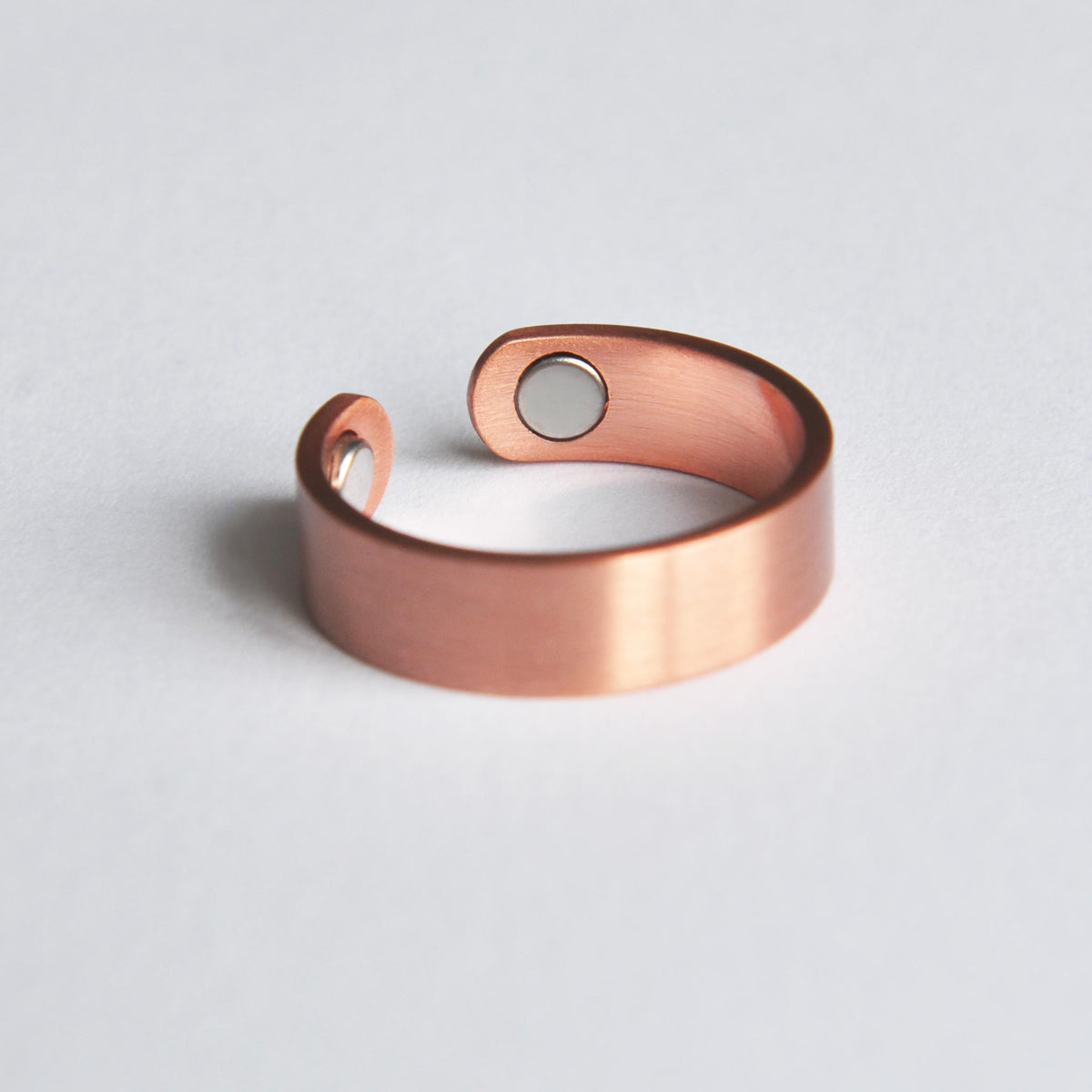 Exclusive mens and women's solid ring with magnets - DEMI+CO Jewellery